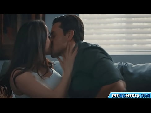 ❤️ Романтичний секс з хорошою грудастою мамою ️ Чортове відео у нас ❌